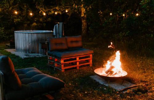 LasHouse - Nowoczesna stodoła z widokiem na las - Foto 31