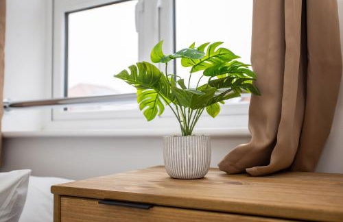 Willow by Alt-Stay - 3 Bed Home - Parking, WiFi & EV Plug - Contractors & Relocations - Weekly & Monthly Rates - Foto 20