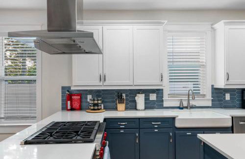 Luxury Stay Heated Pool and Hot Tub Fenced Yard - Foto 19