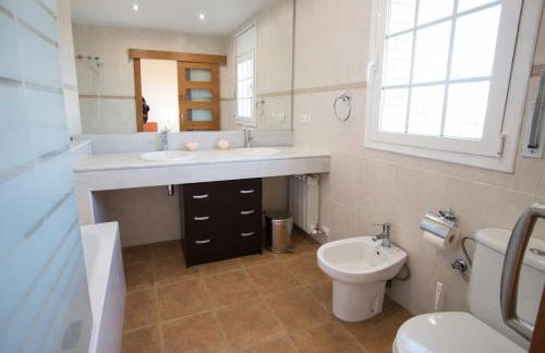 Catalunya Casas Tranquil Costa Brava Retreat with private suite! - Foto 13