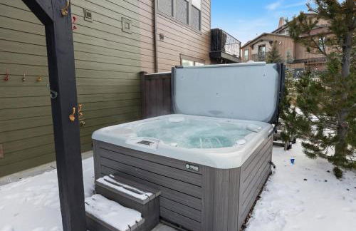 Pvt Hot Tub, Game Rm, Fire Pit, 12 Min Ski and PC - Foto 8