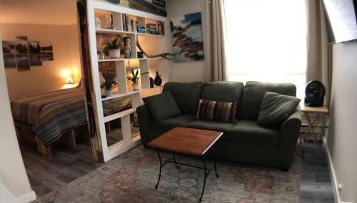 Sporty Mountain & Lake View 3rd Floor Studio - Foto 1