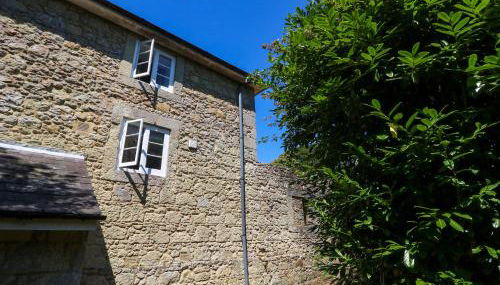 Stable Cottage - Photo 2