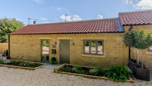 Rinstone Lodge - Photo 2