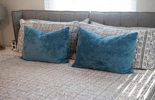 Wood Circle House - Dog Friendly with Fenced in Backyard - Foto 65