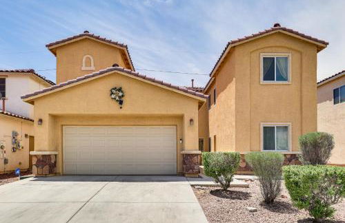 North Las Vegas Home with Hot Tub - 14 Mi to Strip! - Foto 2