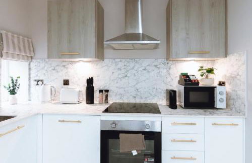 Luxury 2 BD with Free Parking & WIFI, Near Train Station and Stockport Hospital - Foto 11