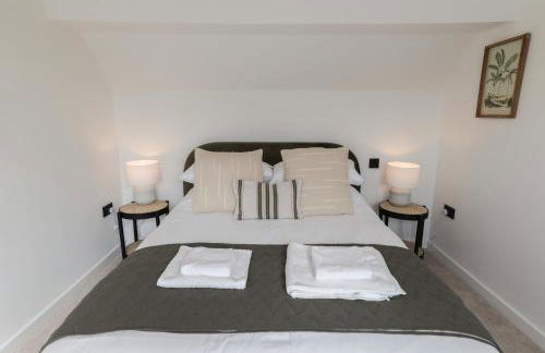 Tai Porth Llechog Bungalow by Birch Stays - Photo 21