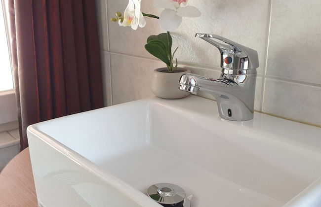 Elegant Villa in Bomal - Photo 18