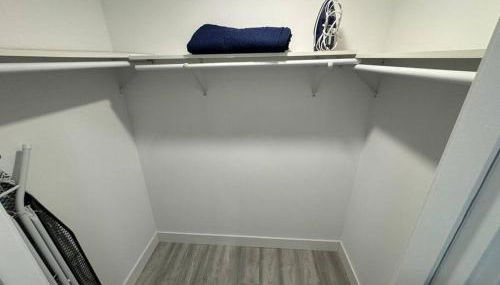 The Elegant Suite - 2BR with Great Amenities - Foto 3, furniture, wardrobe