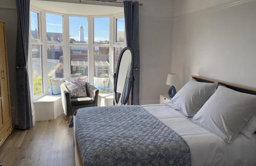 46 The Promenade - Photo 2