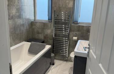 No6 Lux & Cosy Vibe in Nuneaton, Gated Parking - Foto 3