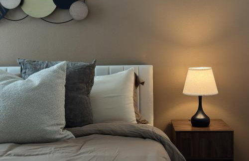 New Oasis Near Disneyland Pool Gym Free Parking - Foto 53