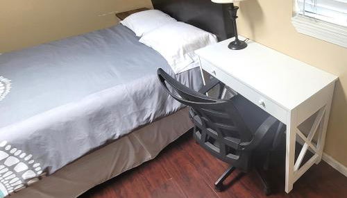 NARVAEZ BRIGHT & SPACIOUS - Private room, bathroom, entrance near light rail - Foto 2