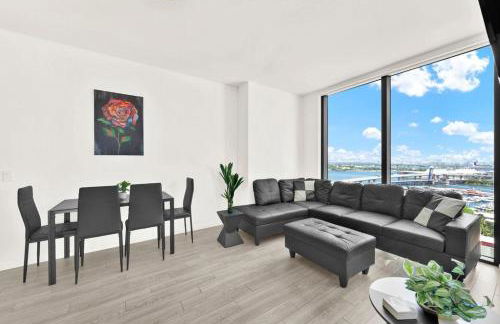 Ocean Front Condo Near Cruise Port, Bayfront Park, plus Free Parking - Foto 17