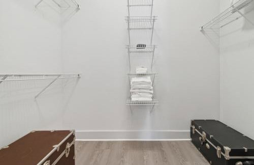 Modern Stylish Suite Design District Dallas - Foto 16