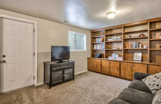 3brcentral Neighborhoodparks&hiking! - Photo 14