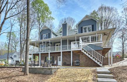 Porch Paradise by Avantstay New Pool, Firepit - Foto 24