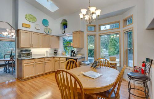 Pet and Family Friendly Bonney Lake Home Game Room - Foto 11