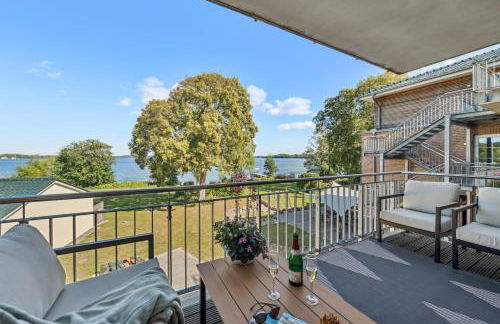 NEU -FeWo SEEVERLIEBT- barrierearm mit Blick auf den Plöner See - Foto 1