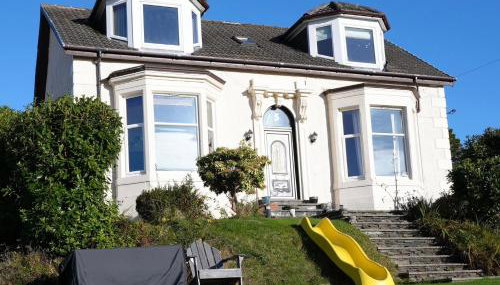 Carmona Bank - Photo 1