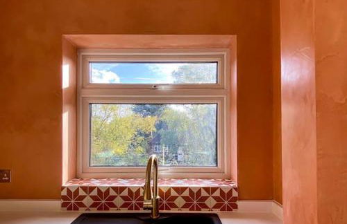 St Albans Gem Stylish Flat Balcony Easy Commute - Photo 20