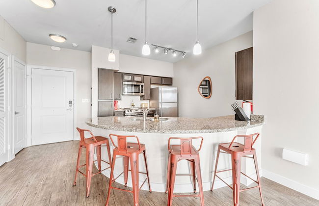 Airy Soco 2BR King Suite w Gympickleballlaundry - Foto 4