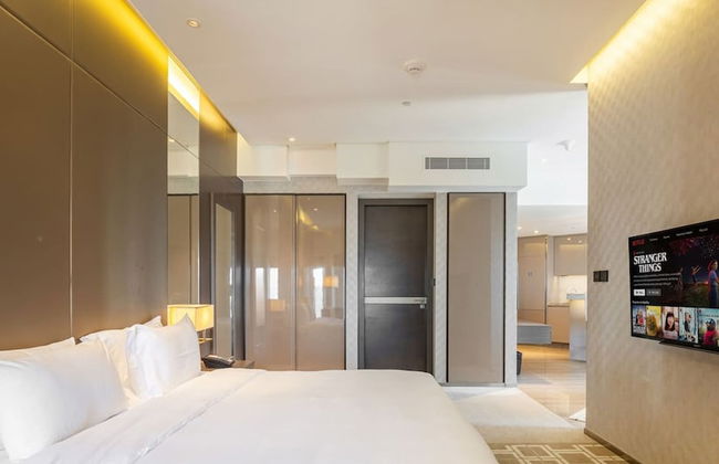 Elegant 1BR Apartment Near Dubai Frame - Photo 5