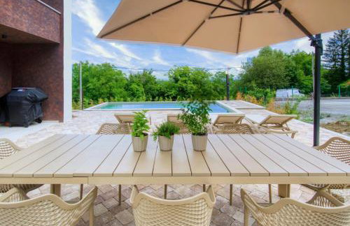 Villa One - Photo 29