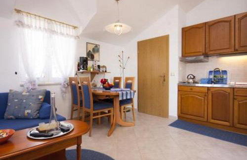Family friendly seaside apartments Krapanj, Sibenik - 18004 - Foto 8