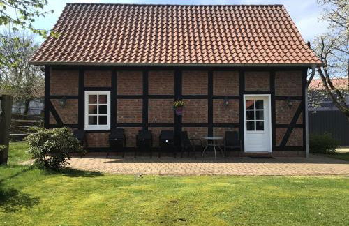 Süßes Fachwerkhaus mit großem Garten - Photo 4