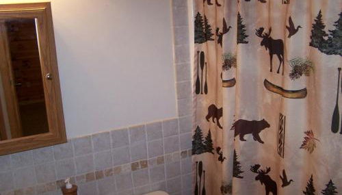 Charming Cabin Rental with a Hot Tub and Fireplace in the Smoky Mountains - Foto 4