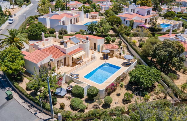 61 vdm Superb Villa on Vale do Milho With Heated - Foto 11