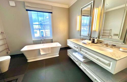 Luxury 4 Bedrooms 5 Baths 2 Receptions Family House with Garden Chelsea - Foto 30