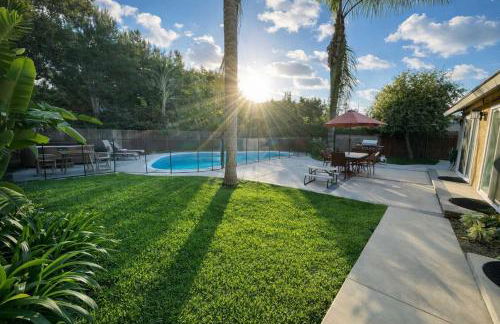 Rainforest Villa 4 Bedroom PoolSpa Walk2Disneyland - Foto 18