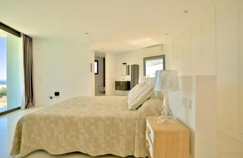 Serene Escape: Seaside Villa in Ibiza, 1001 - Foto 44