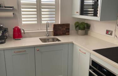 Modern Luxe Maisonette Near Station With Free Parking - Foto 12