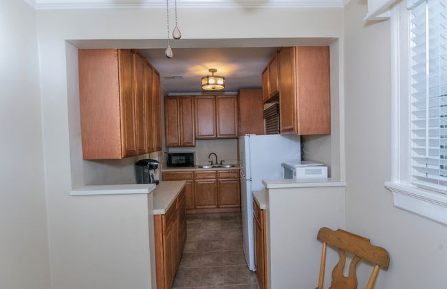 Pool Near Fort Moore Our White House - Foto 11