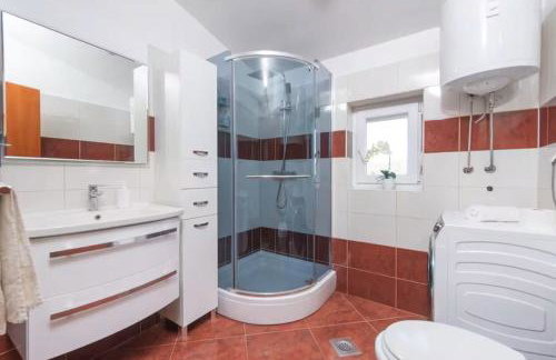 Villa Dola with private pool - Photo 31