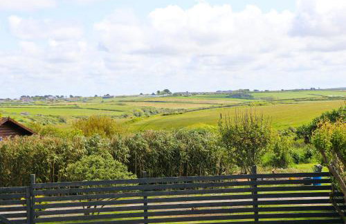 Coastal retreat surrounded by open countryside - Foto 34