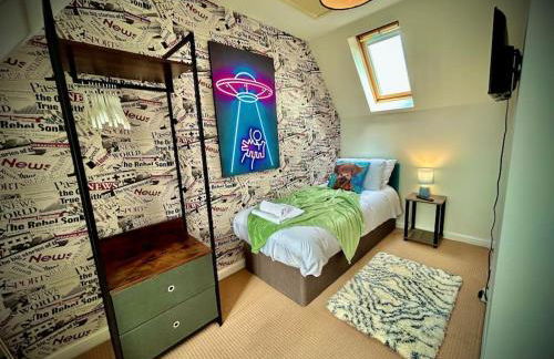 6 Bedroom House - DISC0UNTS - Parking, Contractors, Group, Family - Foto 20