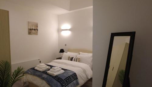 Stylish 2 bedrooms, 2 bathrooms with workspace in Milton Keynes - Foto 5, towels