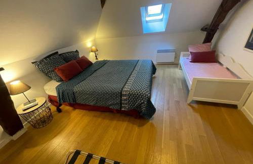 Gîte de la Mignonerie du Château de Jallanges pour 19 personnes avec 4 ou 7 chambres - Foto 18