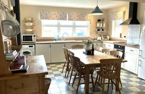 Hawthorn Cottage Little Haven - Photo 3