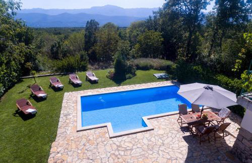 Vila Milančić - a house for memorable holiday in Imotski - Foto 14