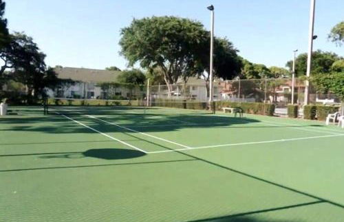 Waterview Oasis Retreat, minutes to Anna Maria Island and IMG - Photo 40