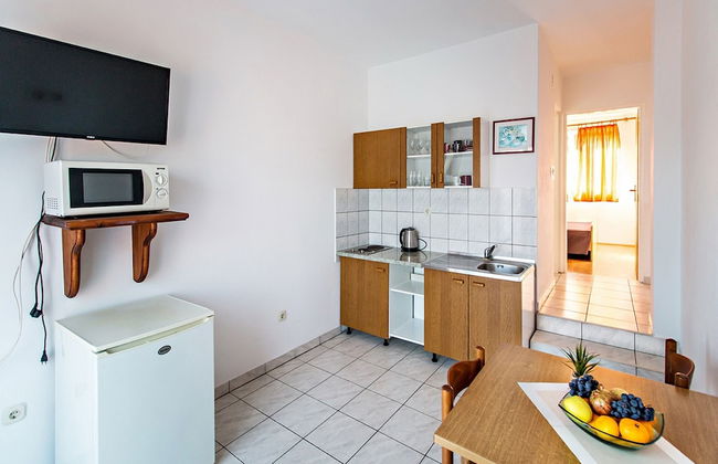 Apartment in Trpanj with terrace - Photo 22