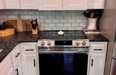 Modern Family 4BR Lake Retreat - Fire Pit - Dock - Foto 37