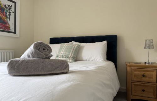 Spacious 3 Bed House in Horsham - Foto 17