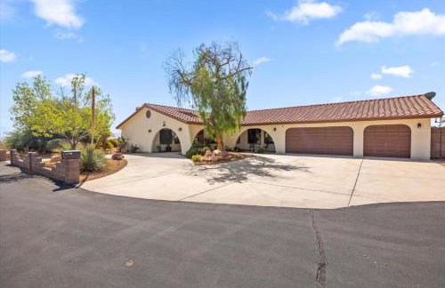 Villa 1 level on half acre 12-min to Strip - Foto 4